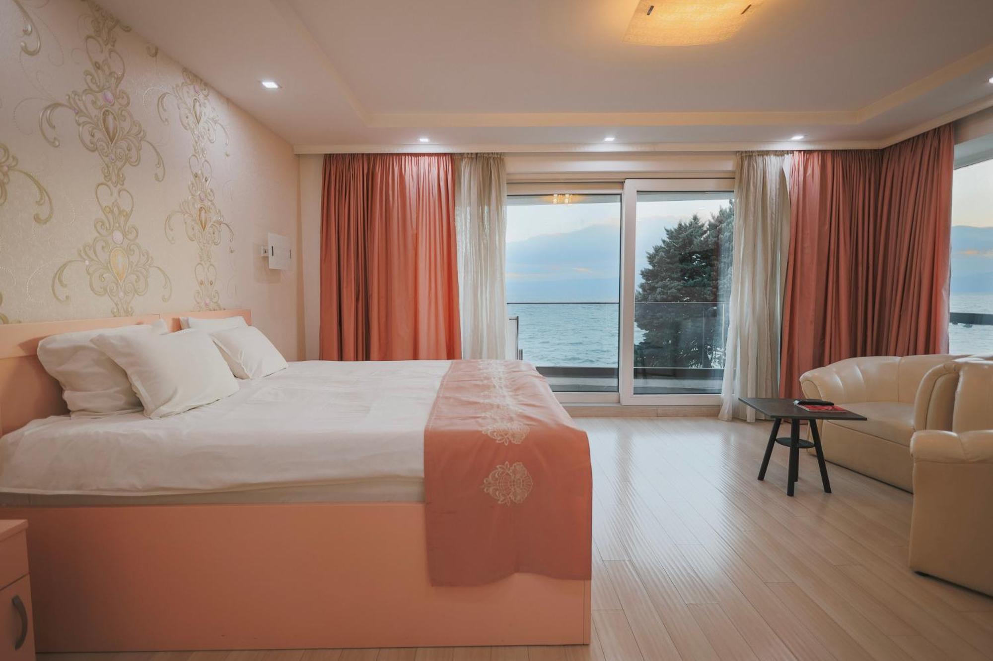 Mr.I Boutique Hotel & Bar Ohrid Exterior foto